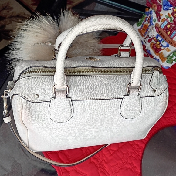 Coach Bag With Luxury Fox Charm - Picture 7 of 12